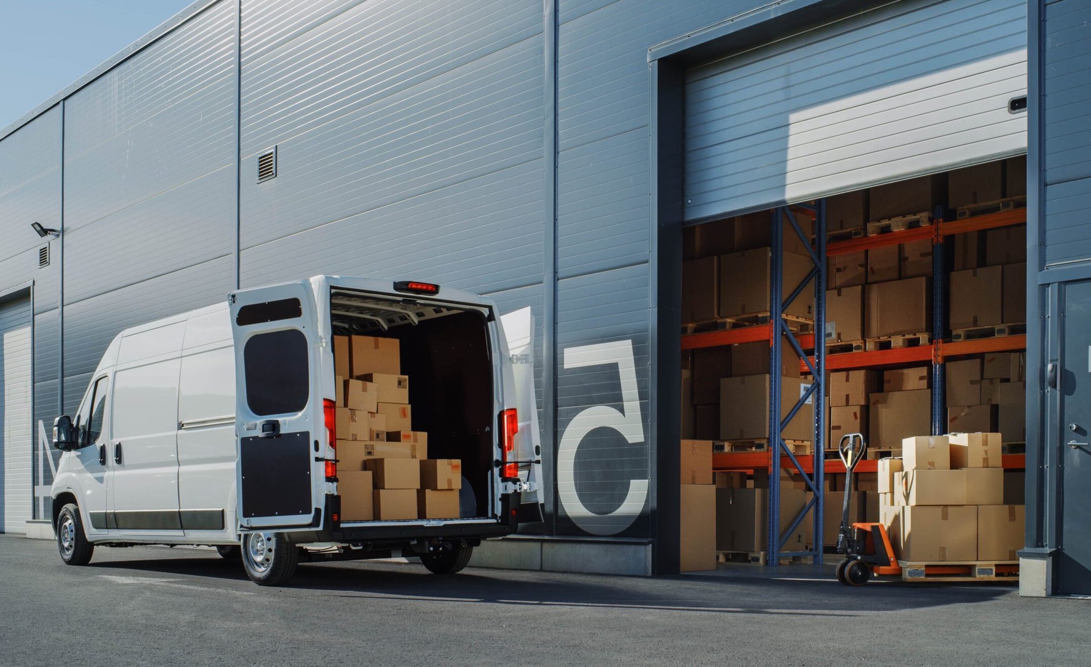 GPS Tracker Car Delivery & Logistics