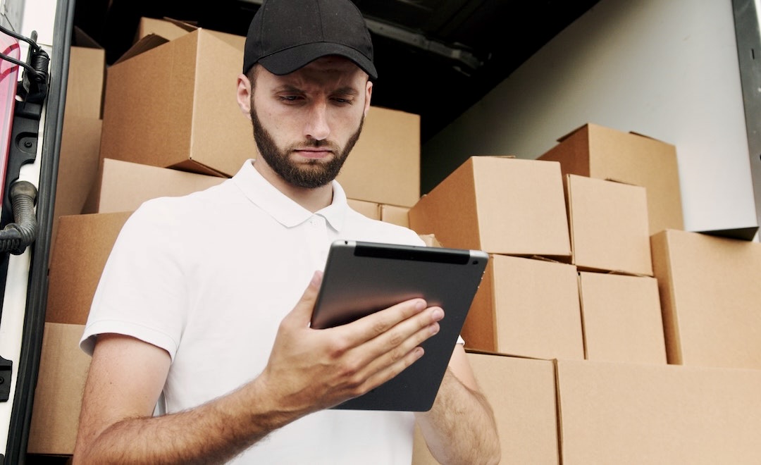 GPS Tracker Car Delivery & Logistics